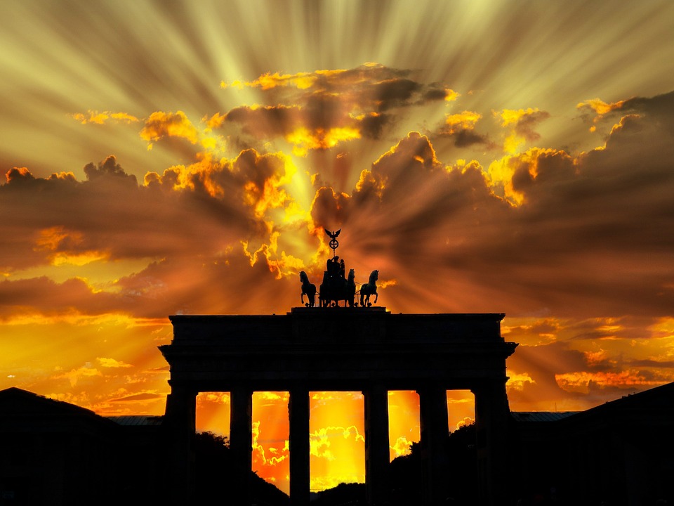 Immigrating to Germany: Getting Your Temporary Residency